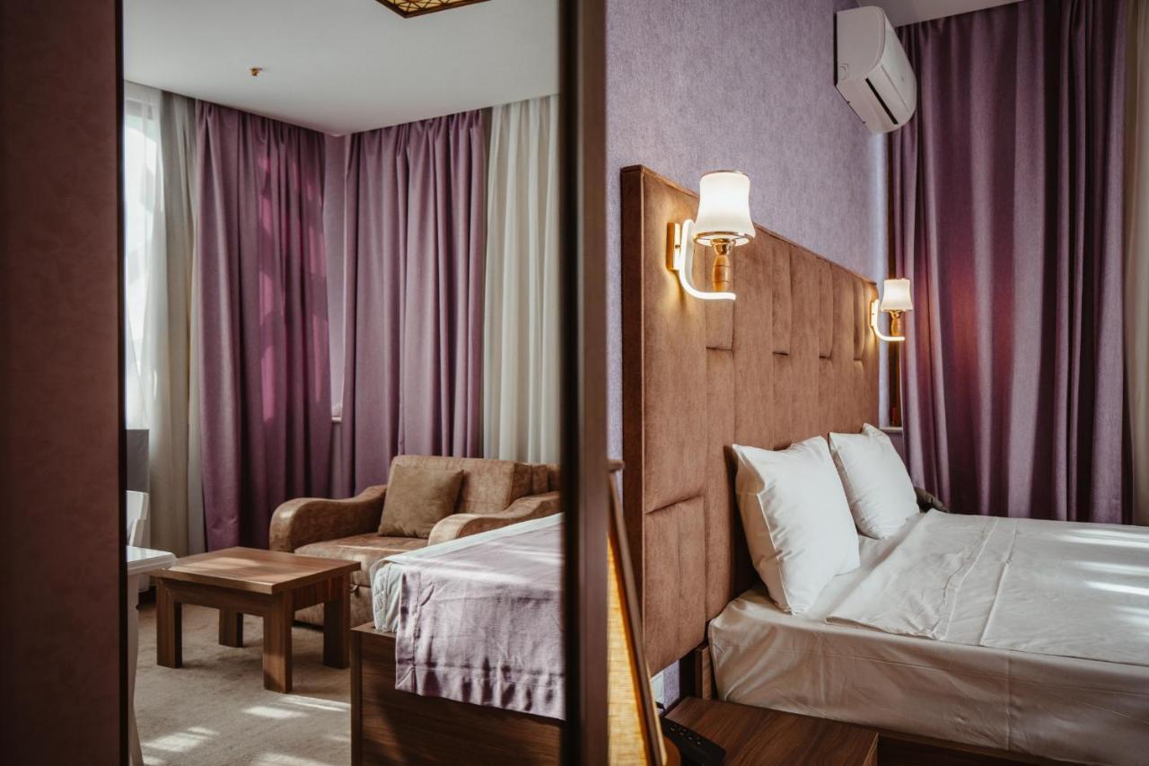 Alison Hotel Баку Екстериор снимка