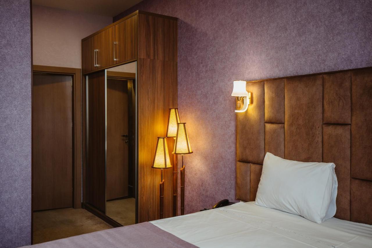Alison Hotel Баку Екстериор снимка