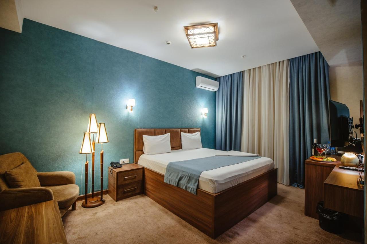 Alison Hotel Баку Екстериор снимка