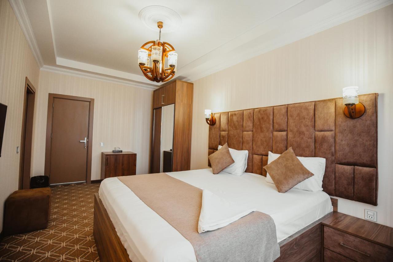Alison Hotel Баку Екстериор снимка