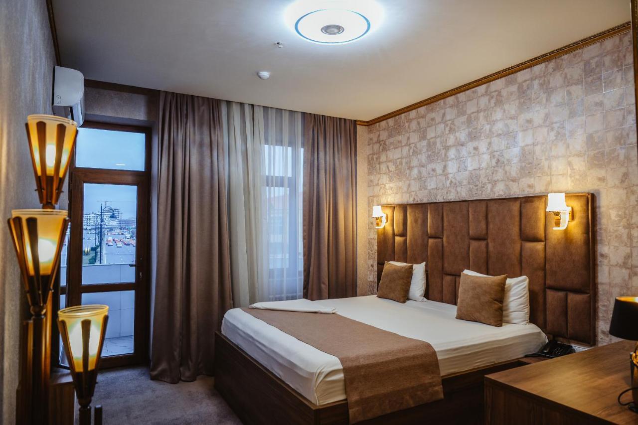 Alison Hotel Баку Екстериор снимка