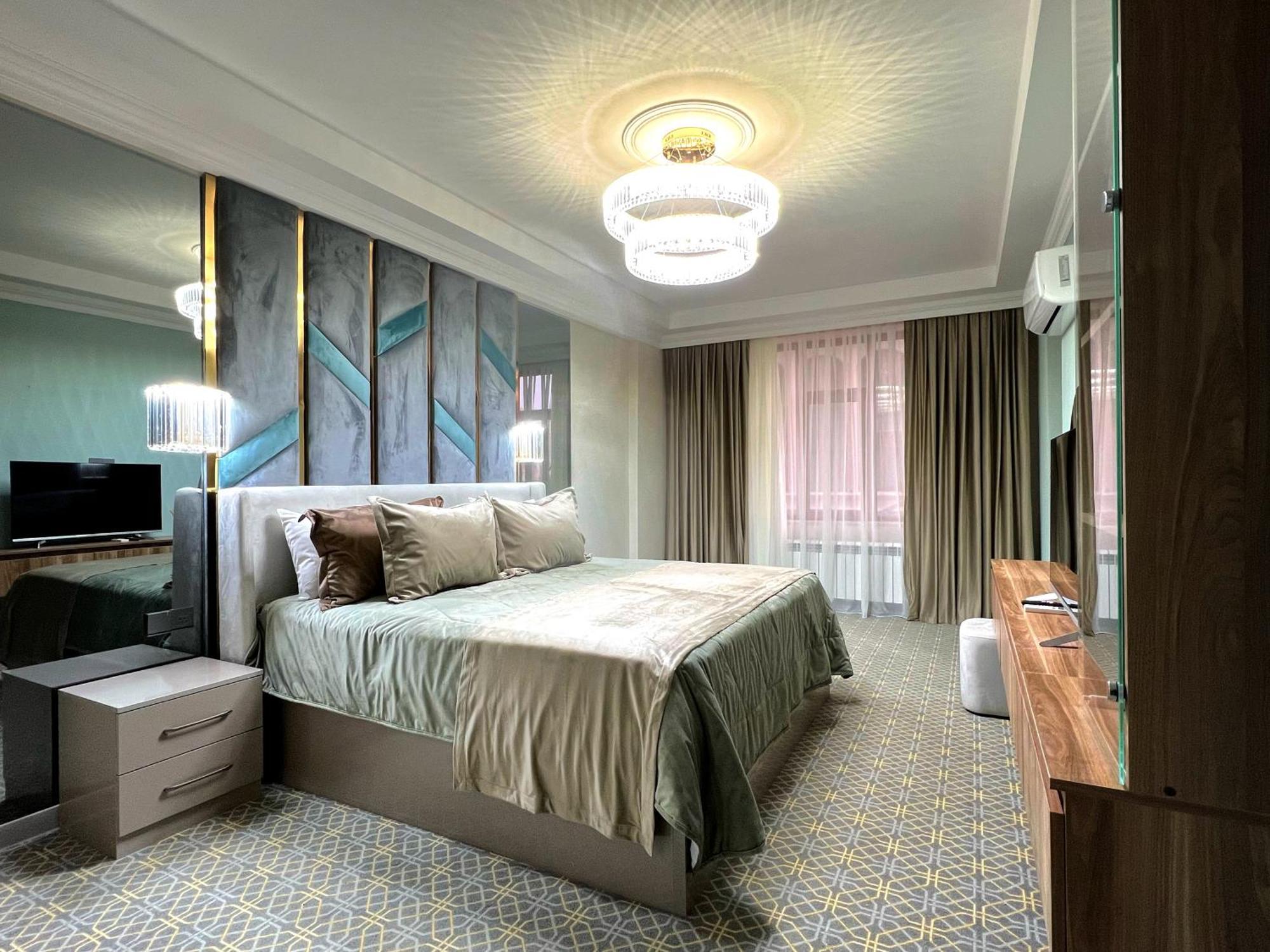 Alison Hotel Баку Екстериор снимка